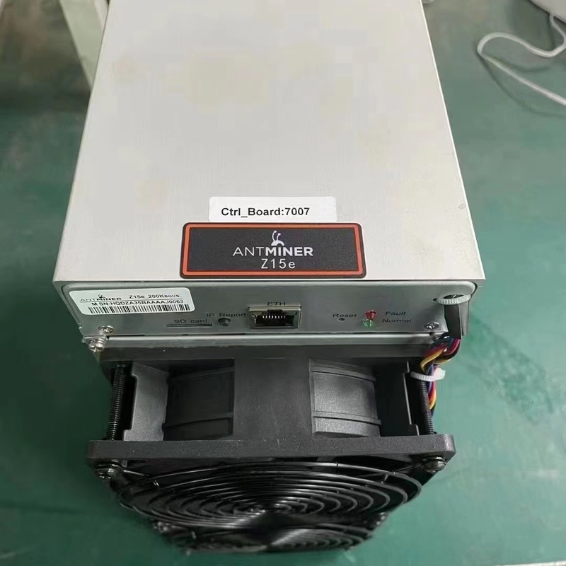 1510W ZEC عامل منجم 200 Ksol / S Antعامل منجم Z15e 228 × 134 × 279 مم RJ45 اتصال إيثرنت